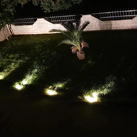 Апартаменти Zelic Задар