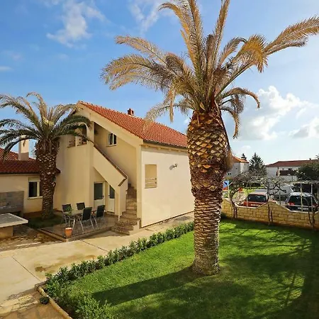 Apartment Zelic *