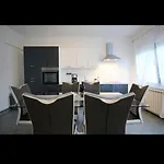 Z Apartment *